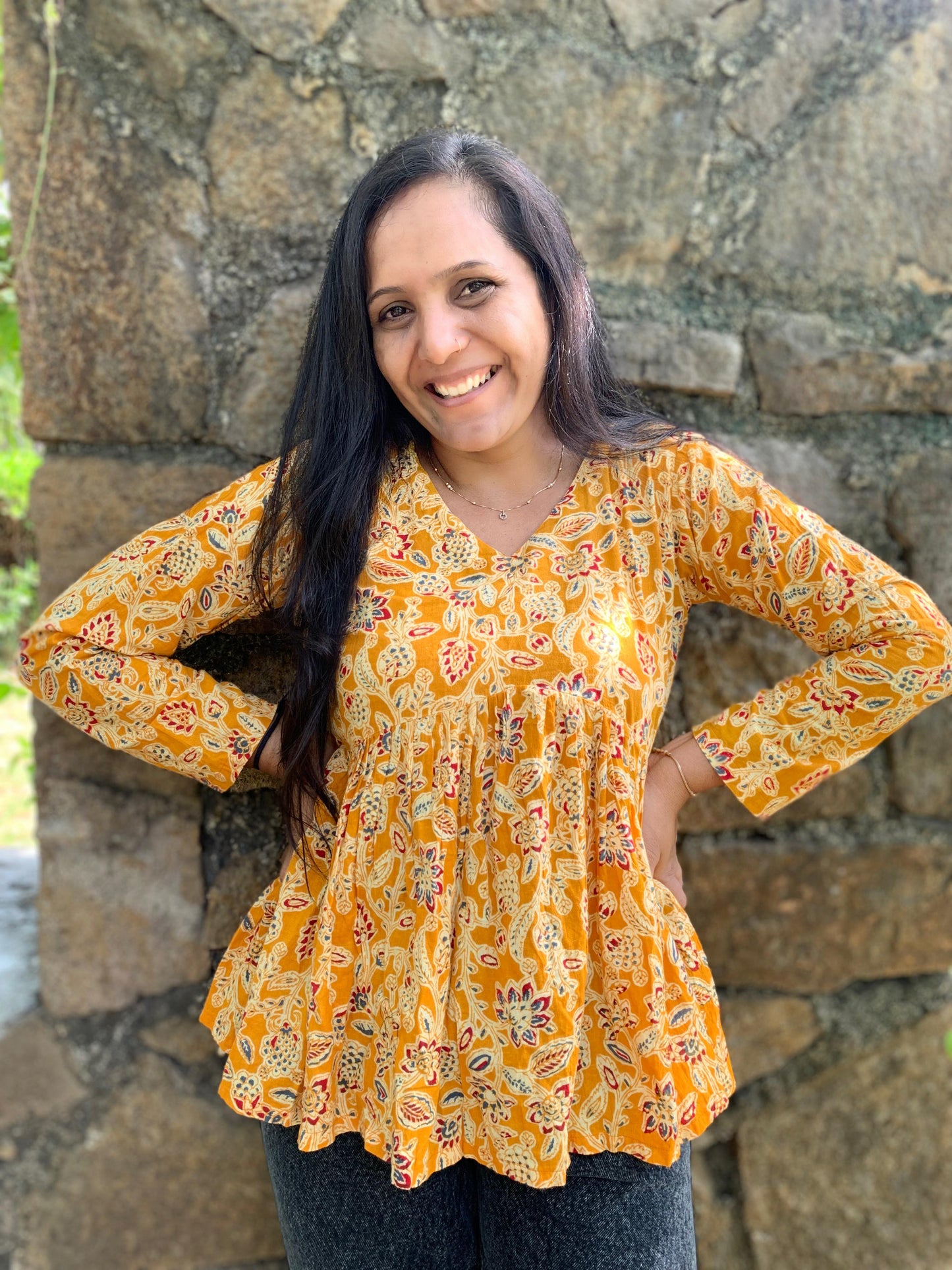 Kesar Phool Kurti